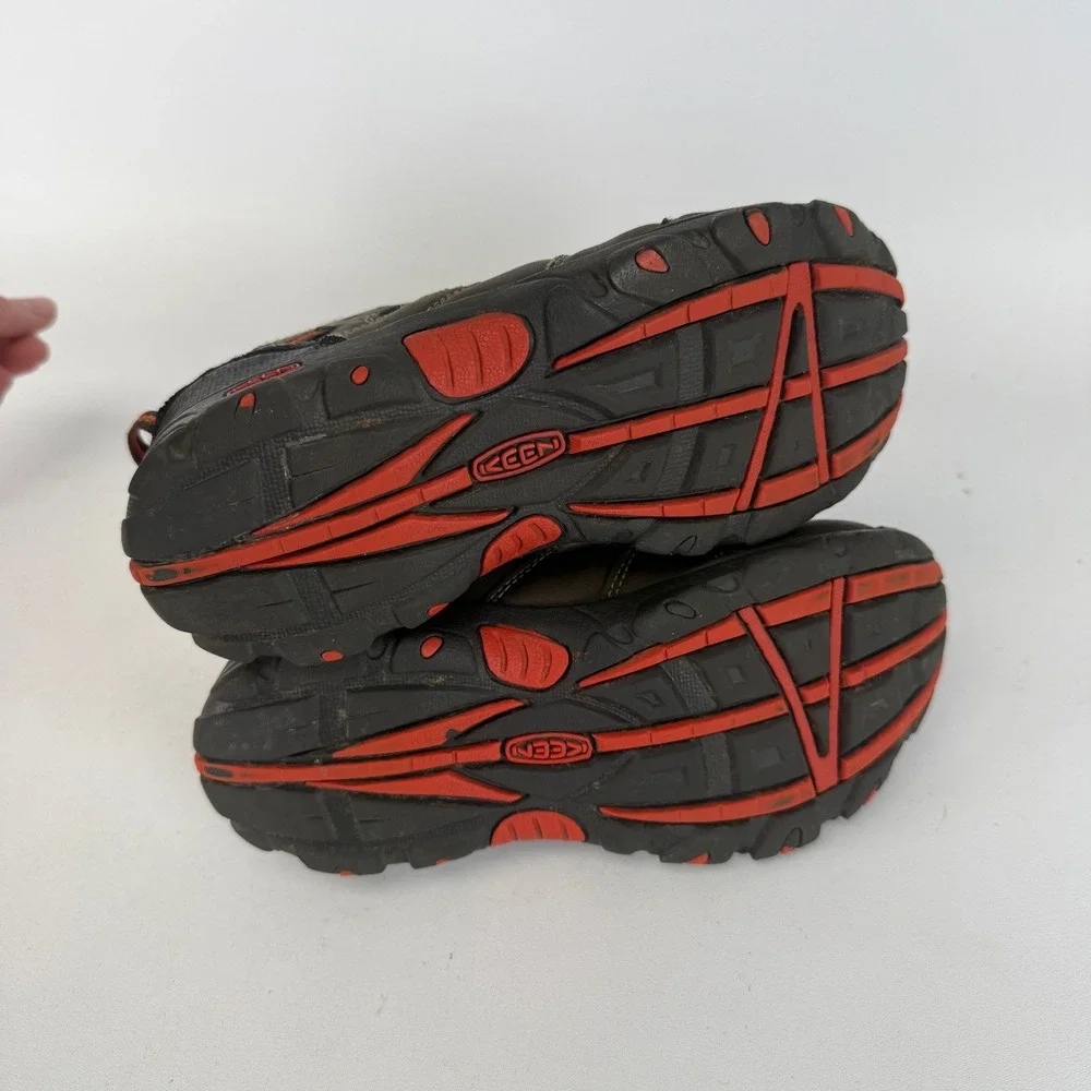 Keen Kids Waterproof Hiking Shoes Brown Orange Bungee Laces Low Top Trail Shoe